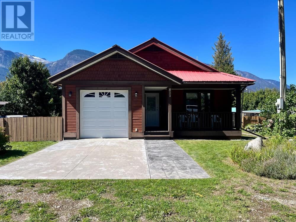 811 KILDARE Street, New Denver