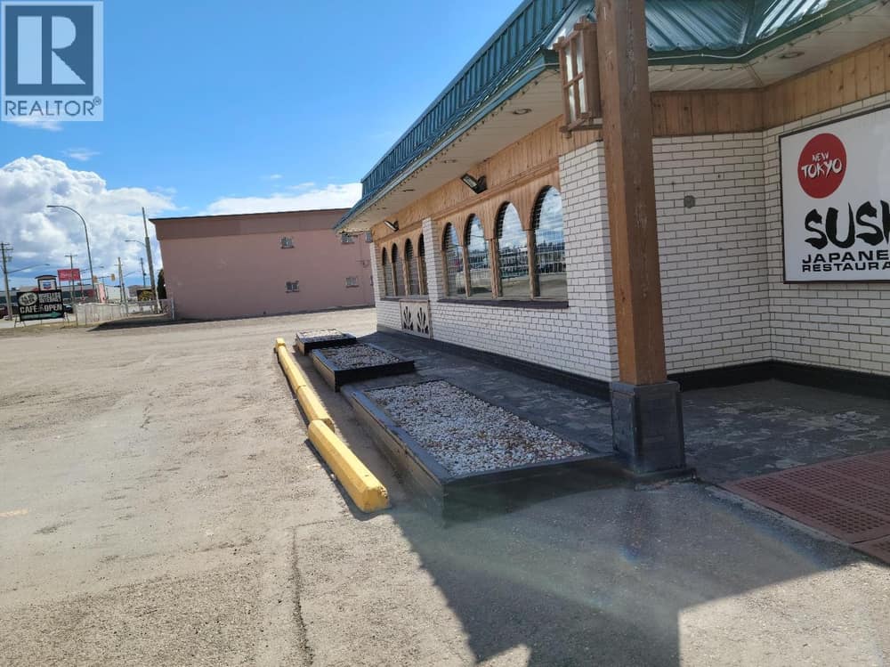 1325 Alaska Avenue, Dawson Creek