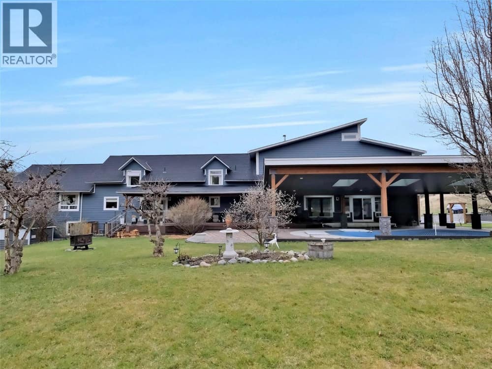 9801/9809 Gould Avenue, Summerland