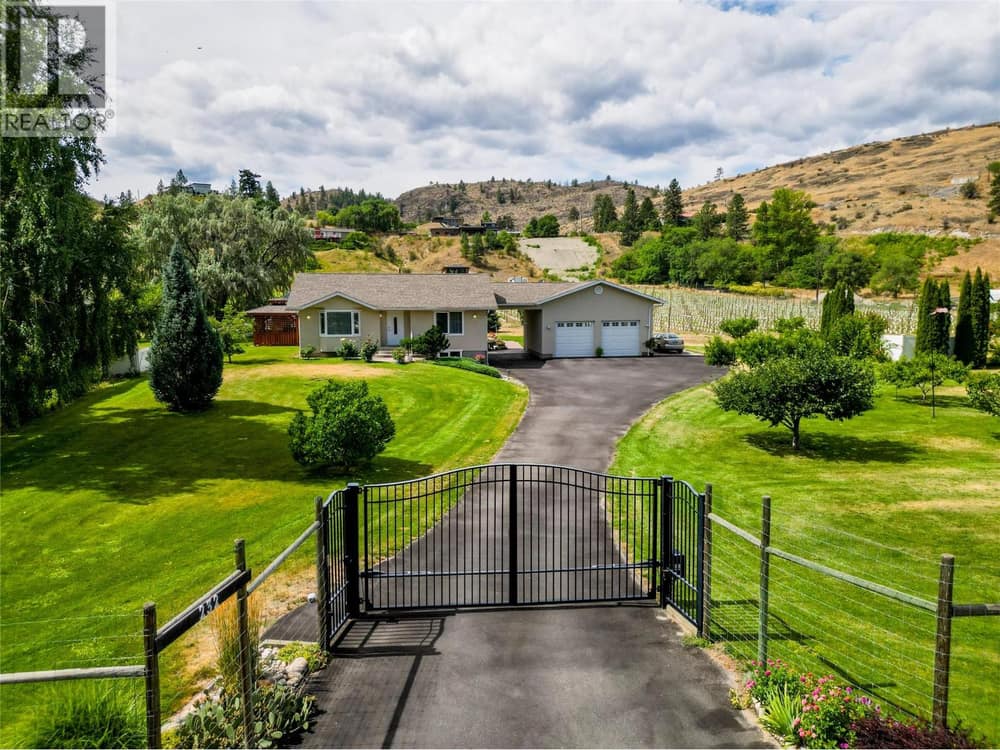 232 Linden Avenue, Kaleden