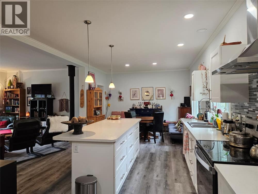 2291 15th Avenue, Nakusp