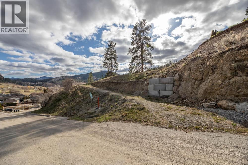 12402 BLAGBORNE Avenue, Summerland