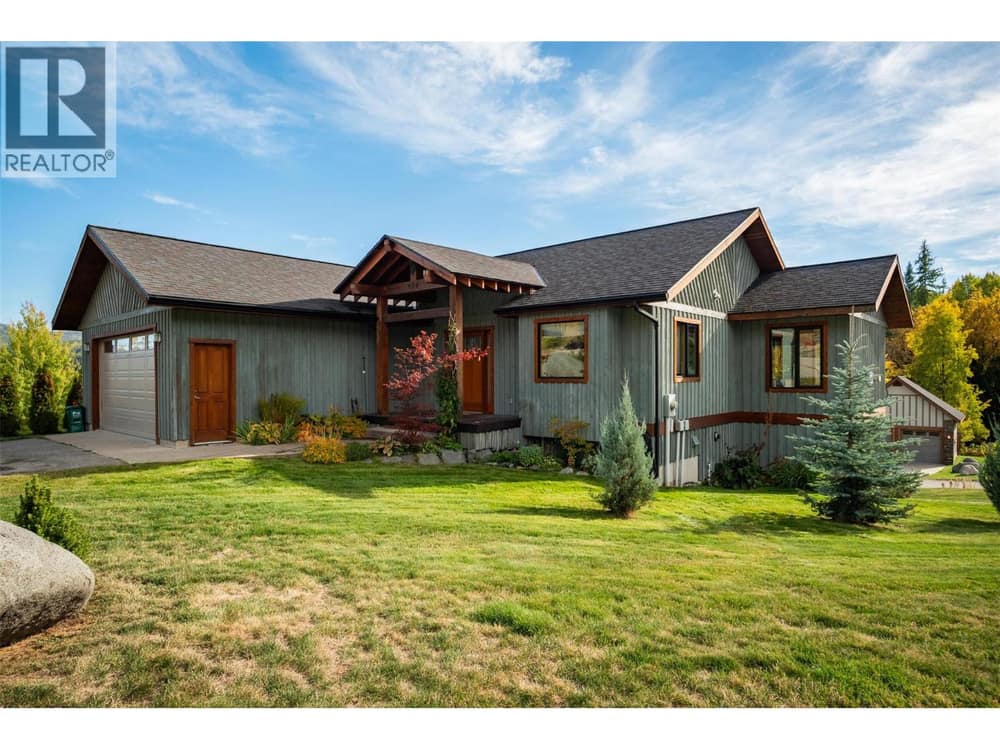 904 Redstone Drive, Rossland