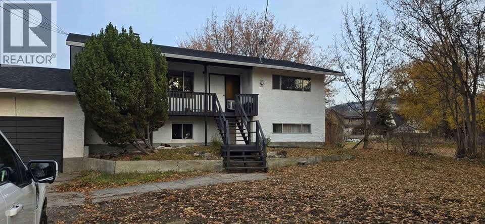 2611 Lakeshore Road, Vernon