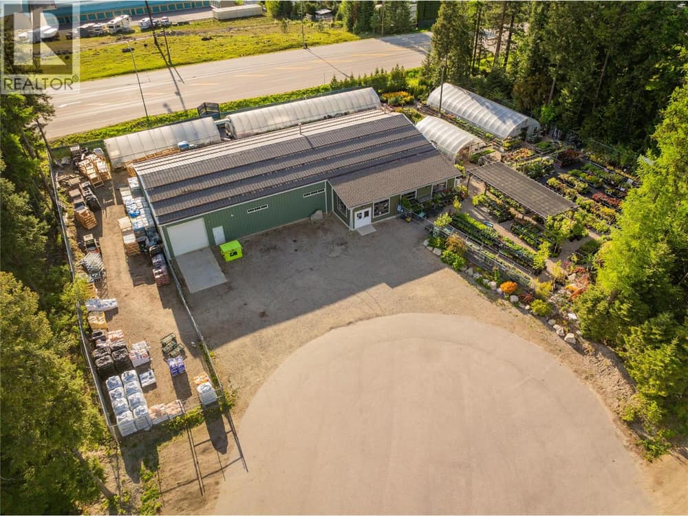 2811 POPOFF Road, South Slocan