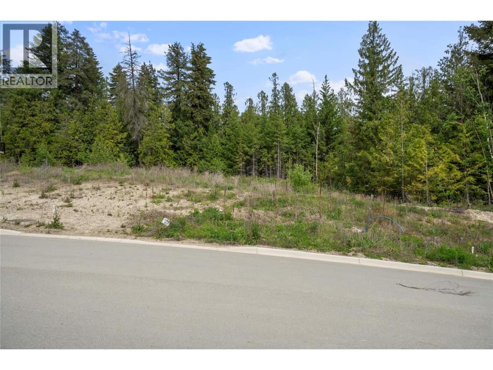 4411 69 Avenue NE, Salmon Arm