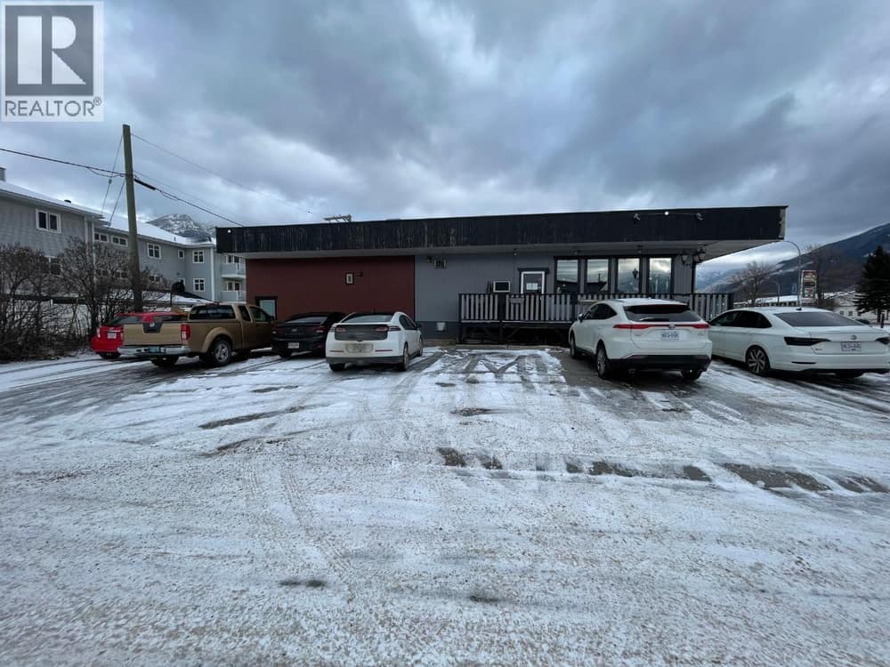 1221 7TH Avenue, Fernie