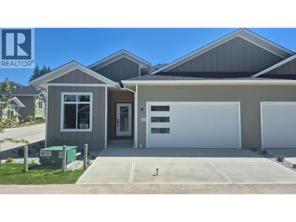 231 20 Street NE Unit# 10, Salmon Arm