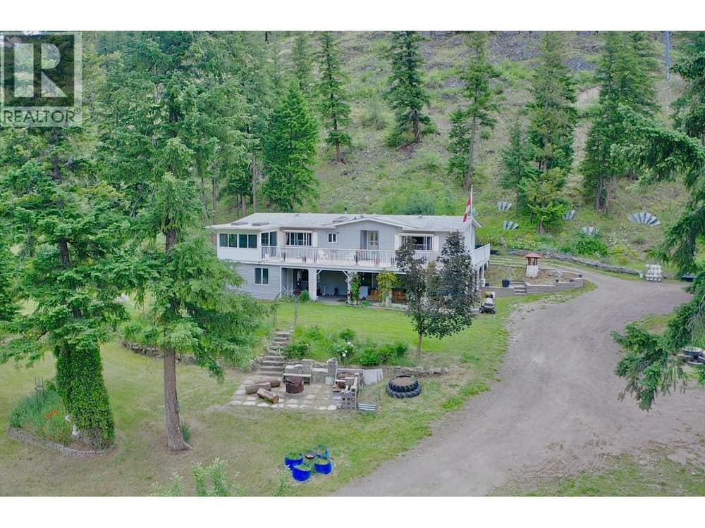 1120 Yellowhead Highway S, McLure