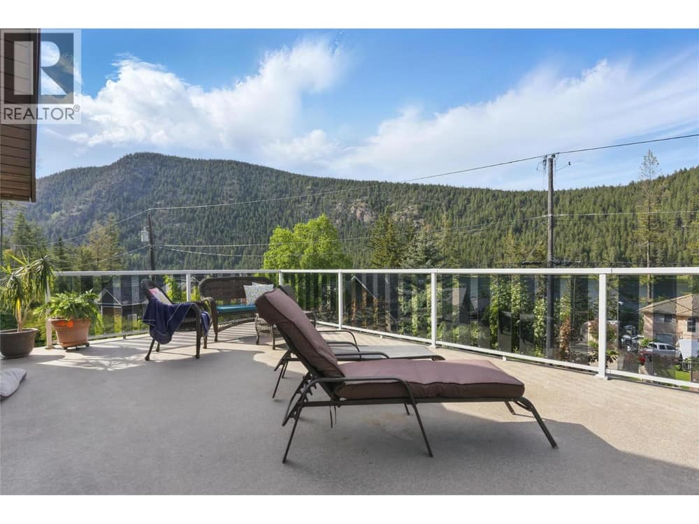 2250 PAUL LAKE Road, Kamloops