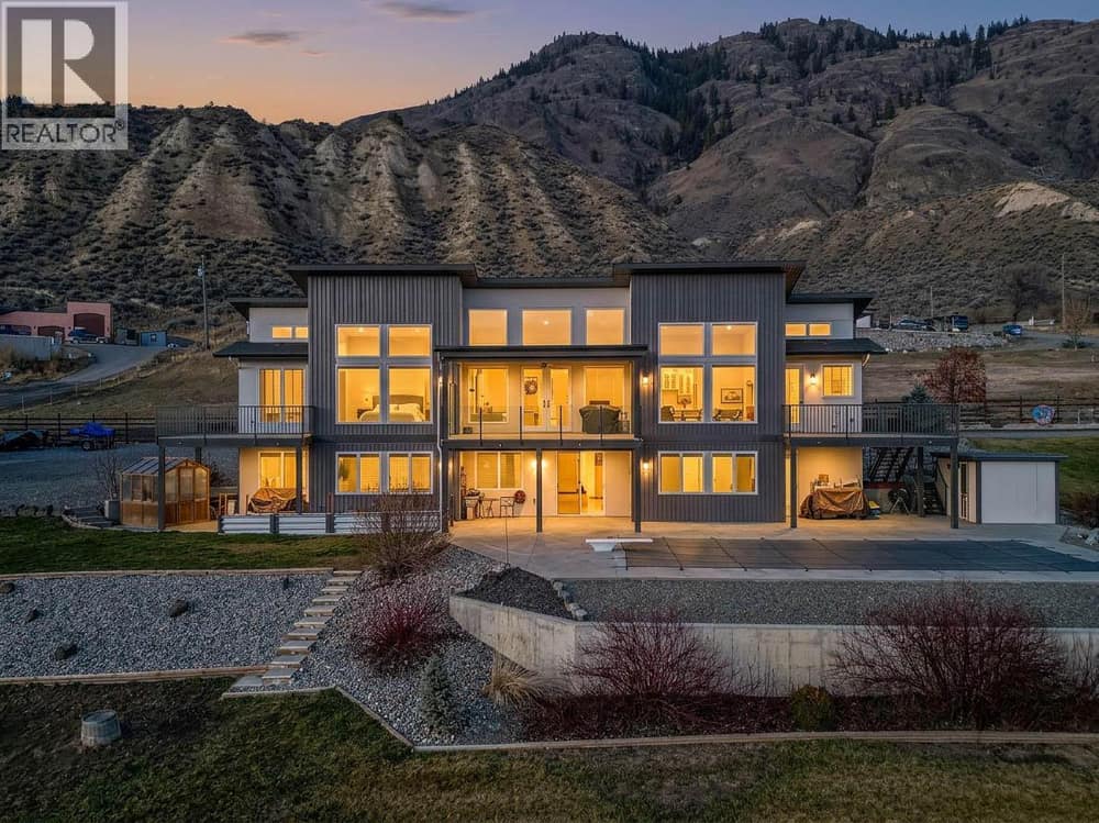 3093 SHUSWAP  E Road, Kamloops
