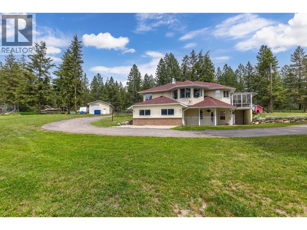 90 McInnes Road, Lumby