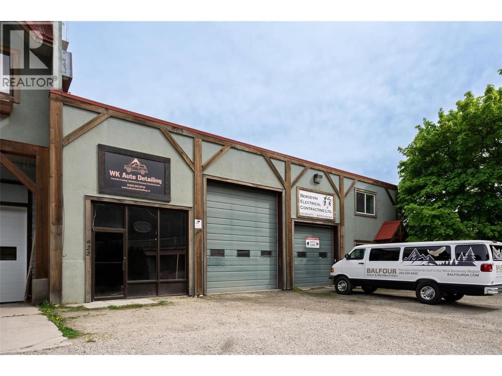 920 Nelson Avenue, Nelson