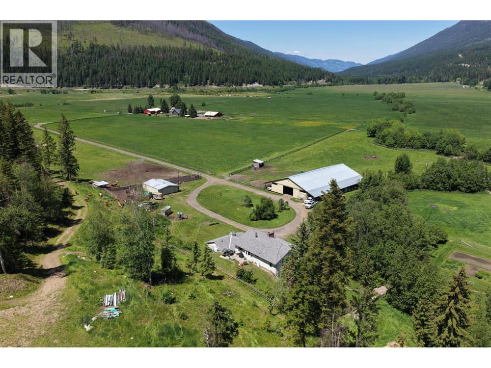 3260 McGillivray Creek Road, Kamloops