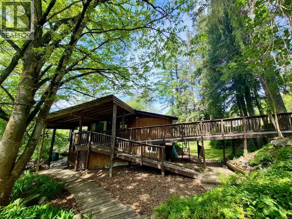 2010 CREEK Street, Nelson