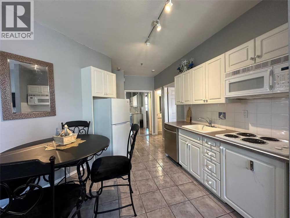 5052 RIVERVIEW Road Unit# 2006B, Fairmont Hot Springs