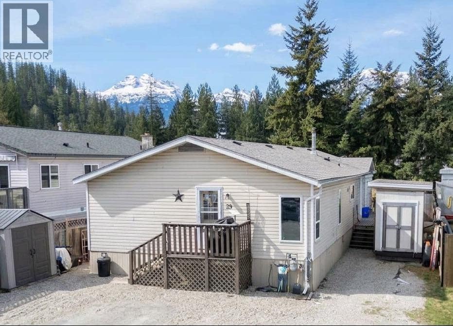39 Johnson Way, Revelstoke