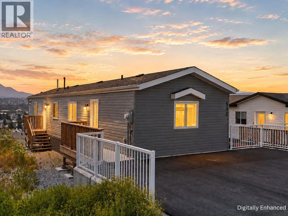 532 Steepleview Avenue NW, Cranbrook
