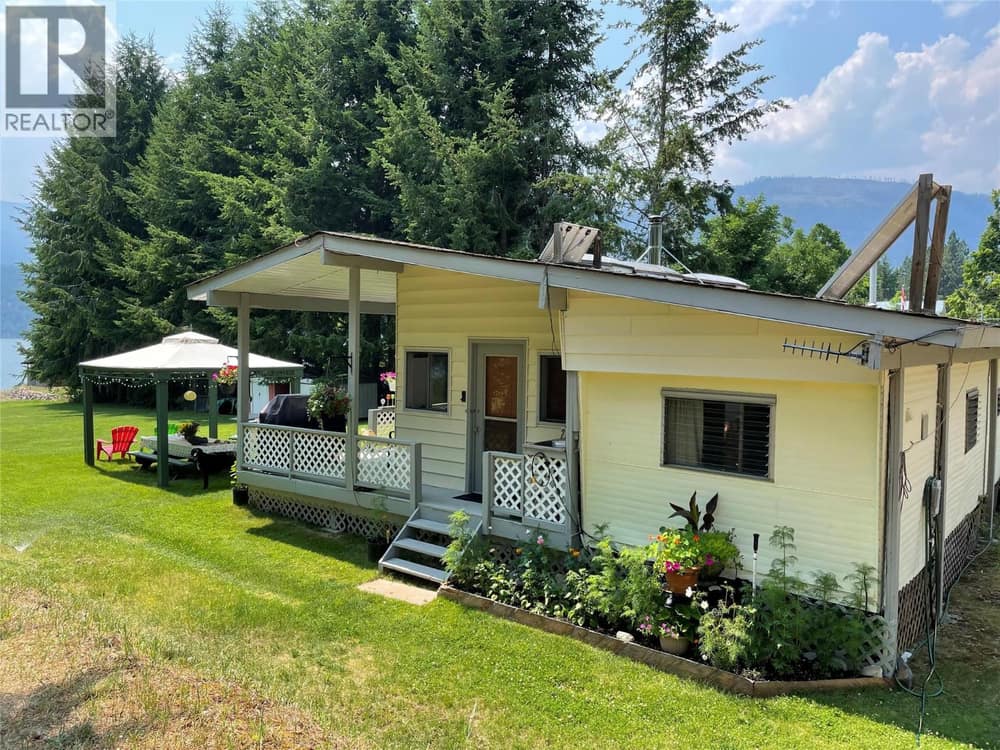 7524 Deer Park Road, Deer Park