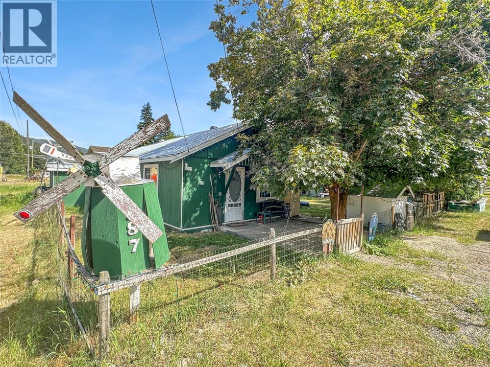 387 Parrish Avenue, Coalmont-Tulameen