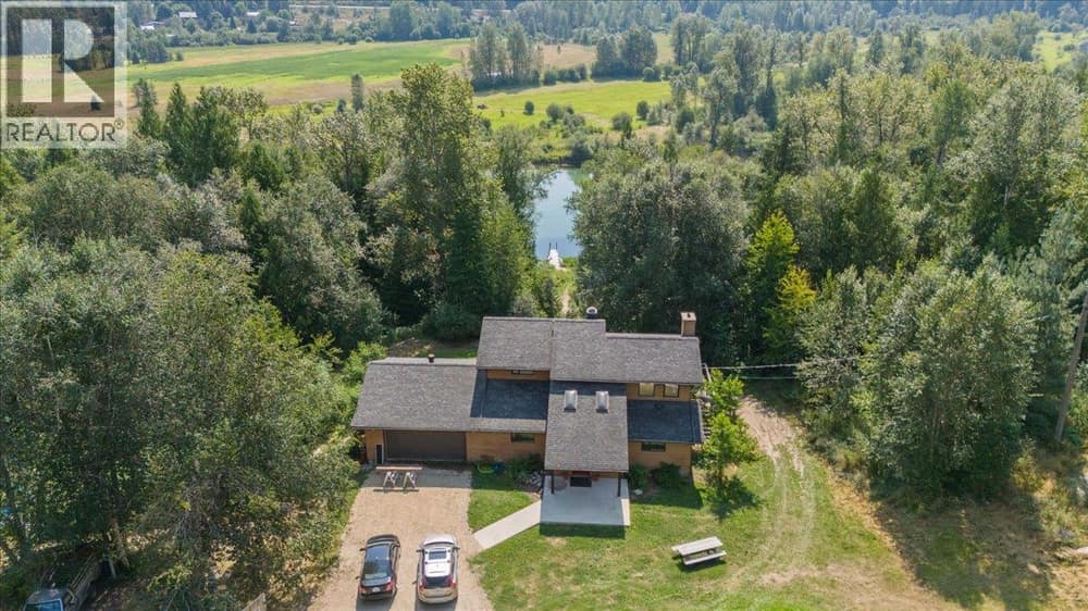 6172 SLOCAN RIVER Road, Winlaw