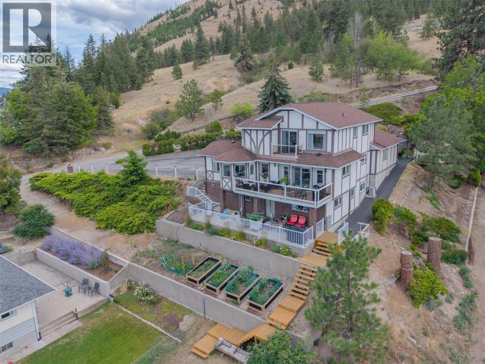 8188 Milne Road, Summerland