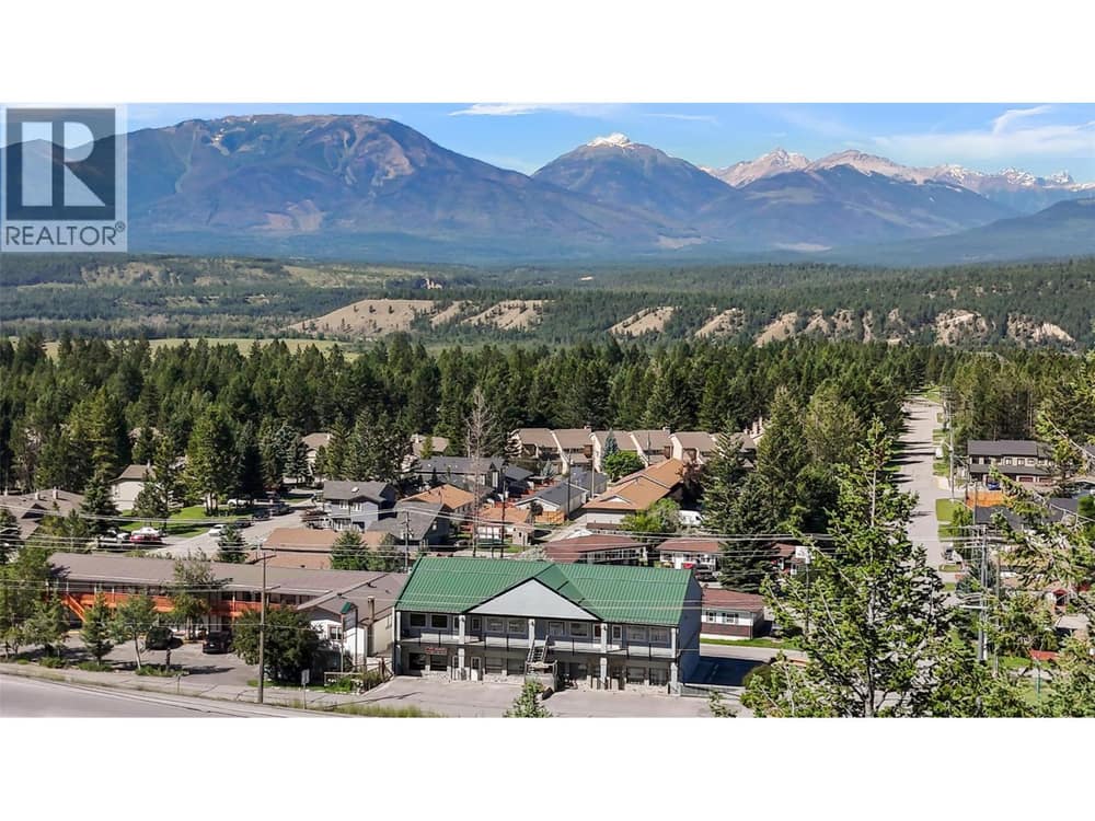 7585 MAIN  WEST Street, Radium Hot Springs