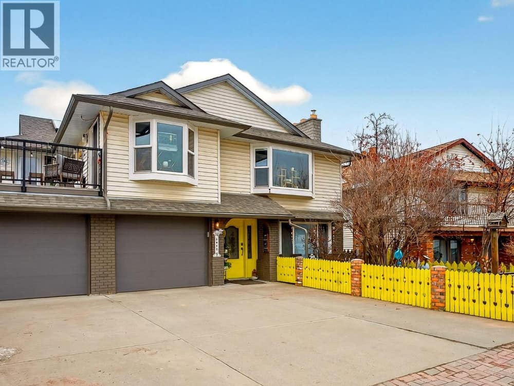 2952 Clapperton Avenue, Merritt