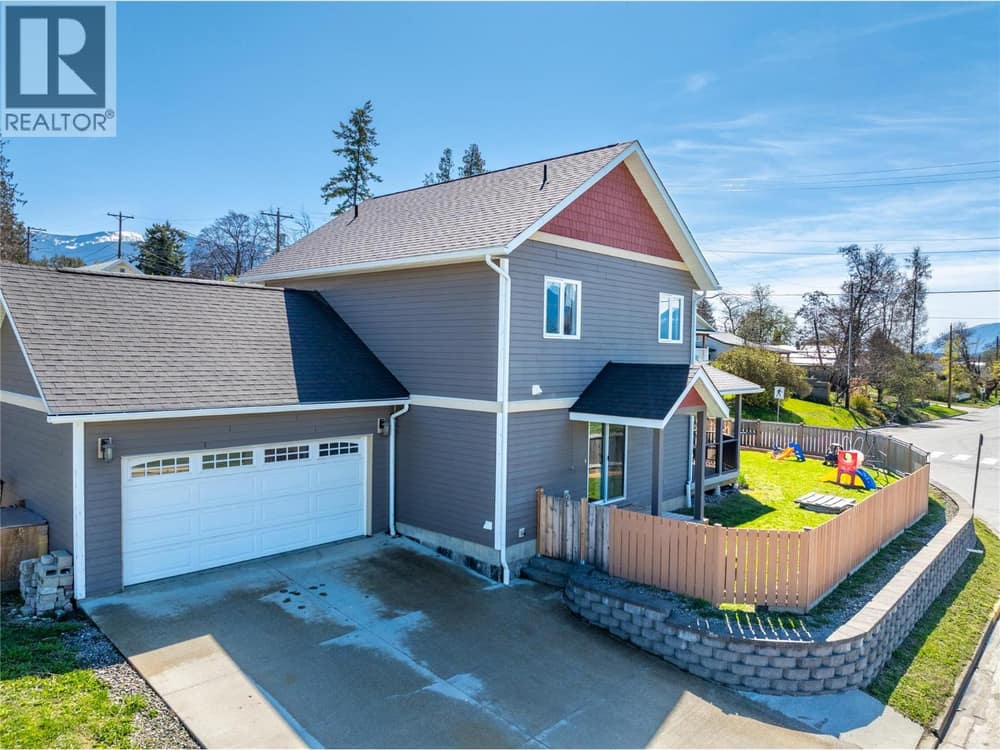 902 Murdoch Street, Creston