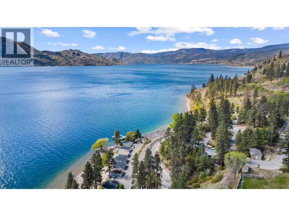 Lakefront Property with Lake and Mountain views