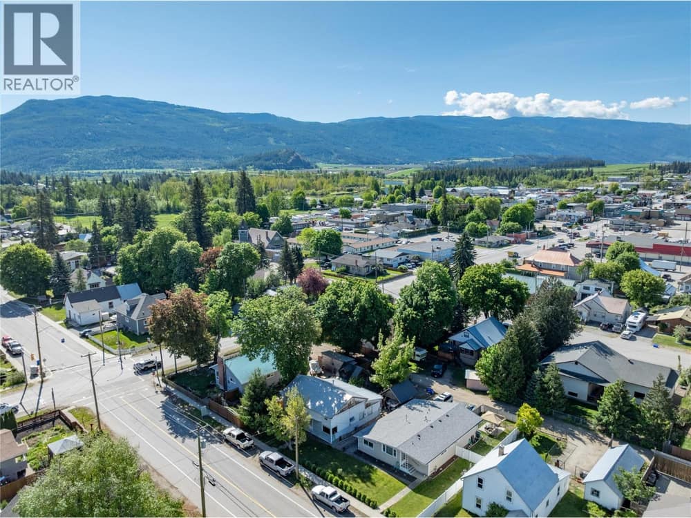 704 Knight Avenue, Enderby