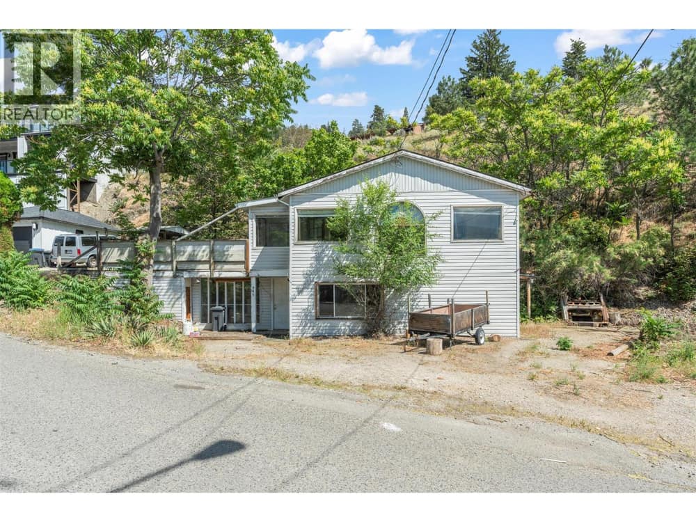 345 Poplar Point Drive, Kelowna