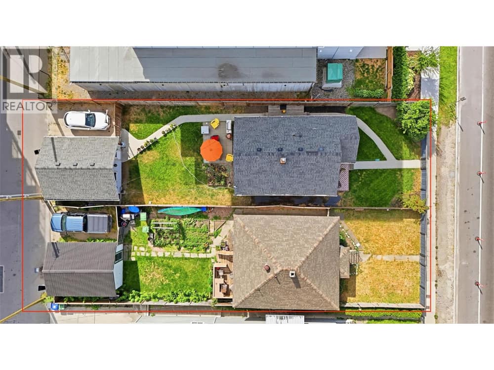 615/623 Clement Ave. Land Assembly Opportunity - Laneway Access