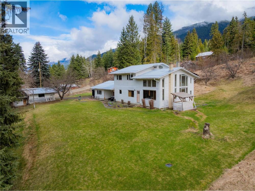 6943 KANIGAN Road, Appledale