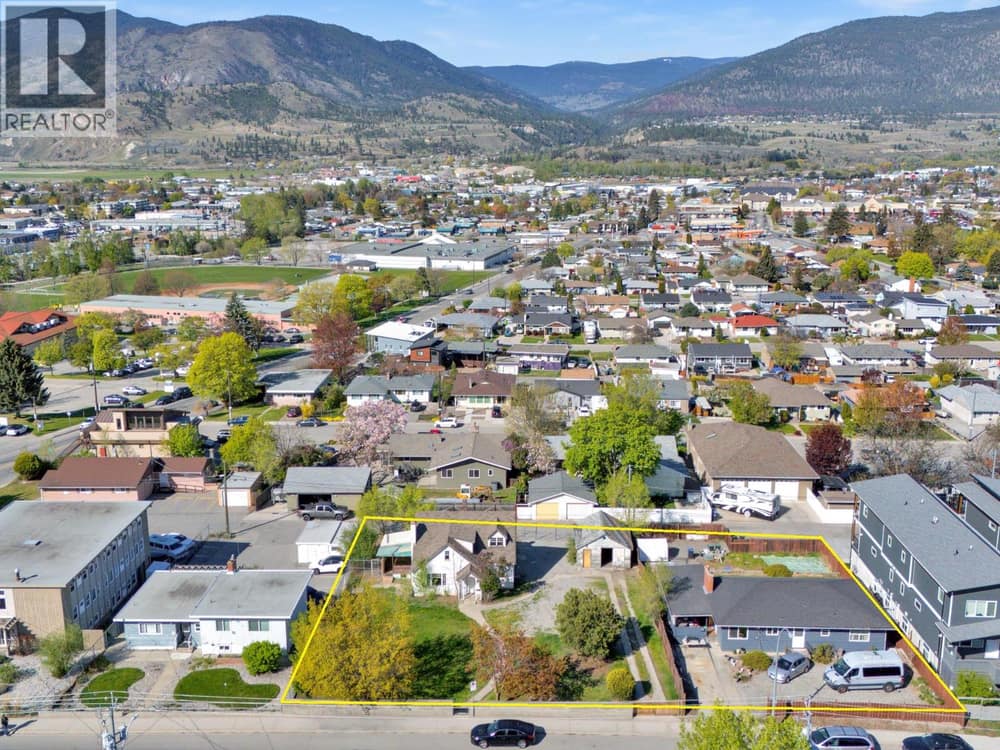 1471 & 1473 Government Street, Penticton