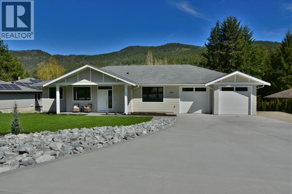 2799 Mountview Drive, Blind Bay