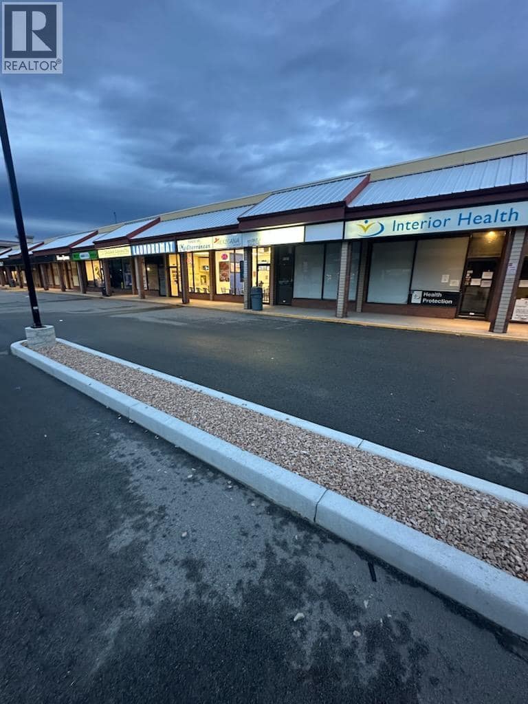 3042 Skaha Lake Road, Penticton
