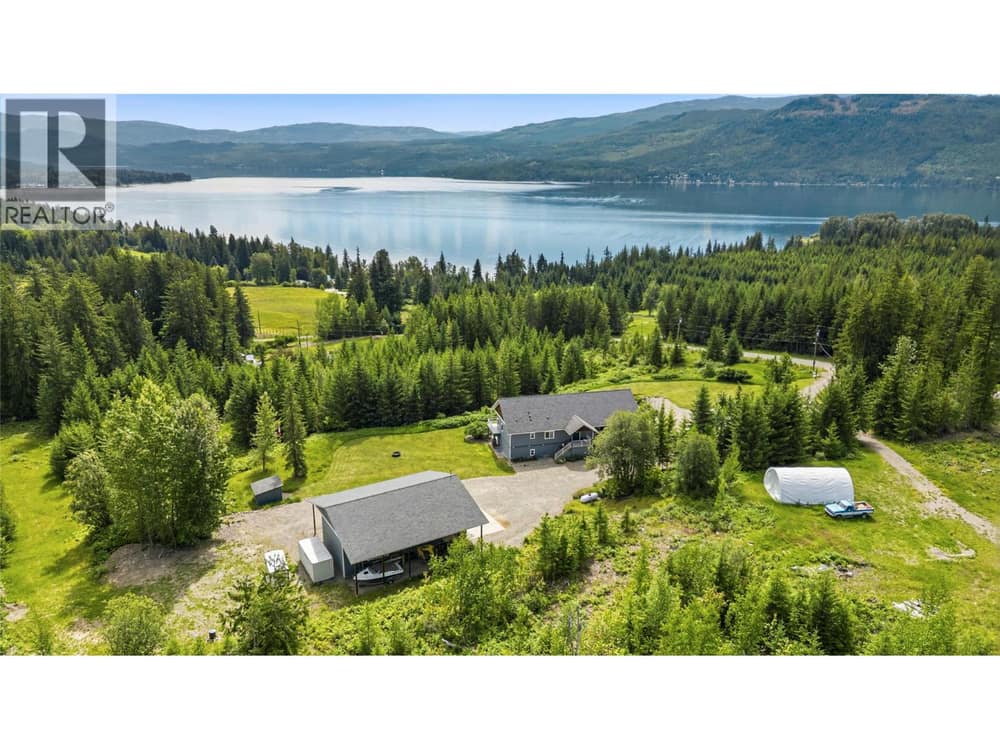 6137 Line 17 Road, Magna Bay