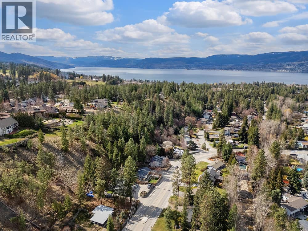 4700 Gordon Drive, Kelowna