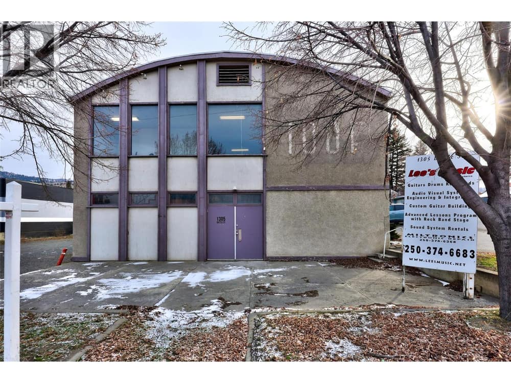 1305 BATTLE Street, Kamloops