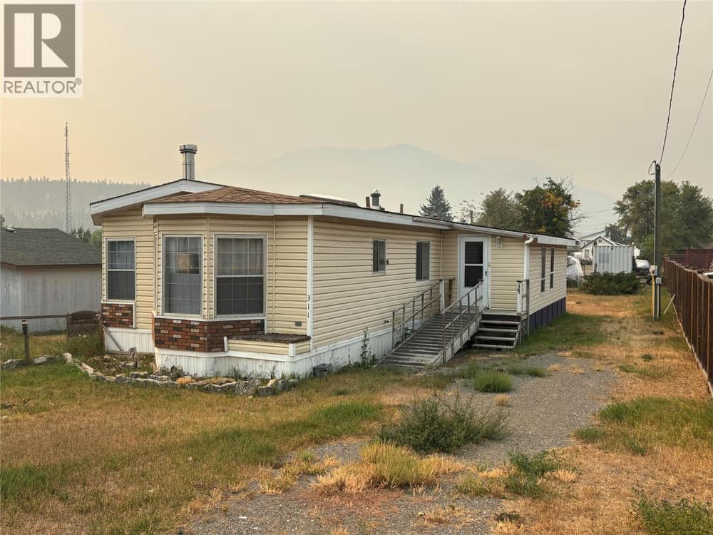 311 McDonald Avenue, Clinton