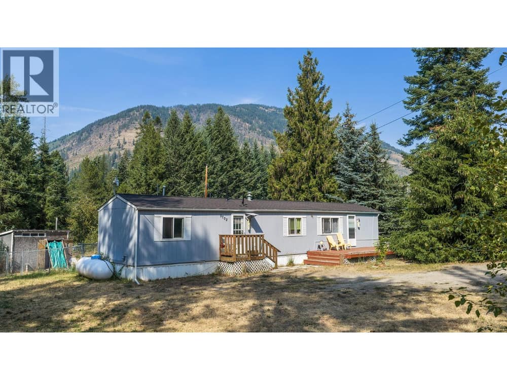 5702 BERTHA Road, Kitchener