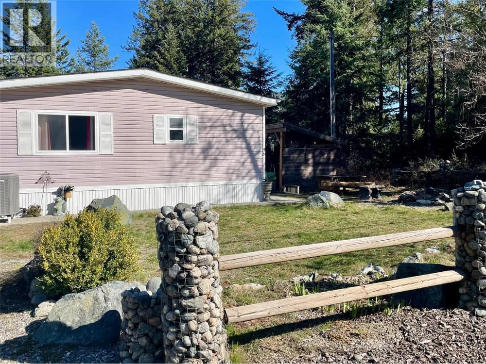 96 Chase Road, Christina Lake