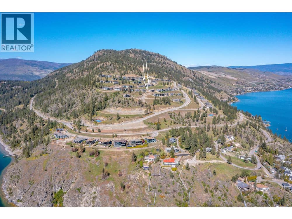 8872 Hampshire Crescent, Vernon