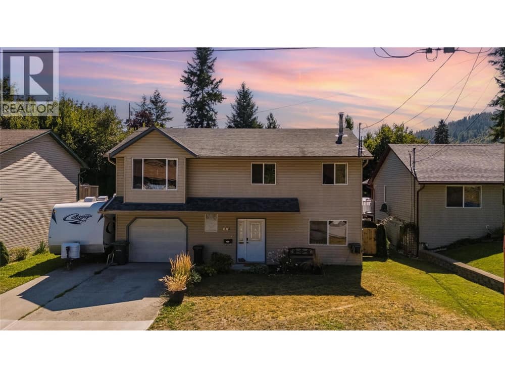 644 8th Street, Castlegar