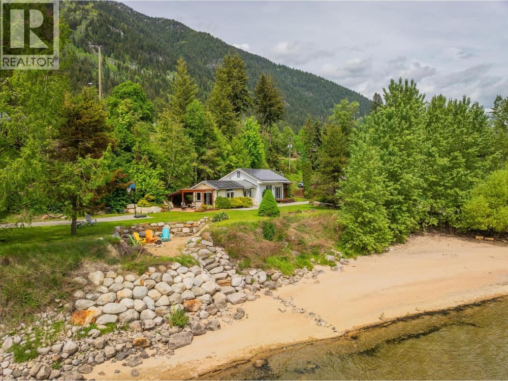 606 JORGENSEN Road, Nelson