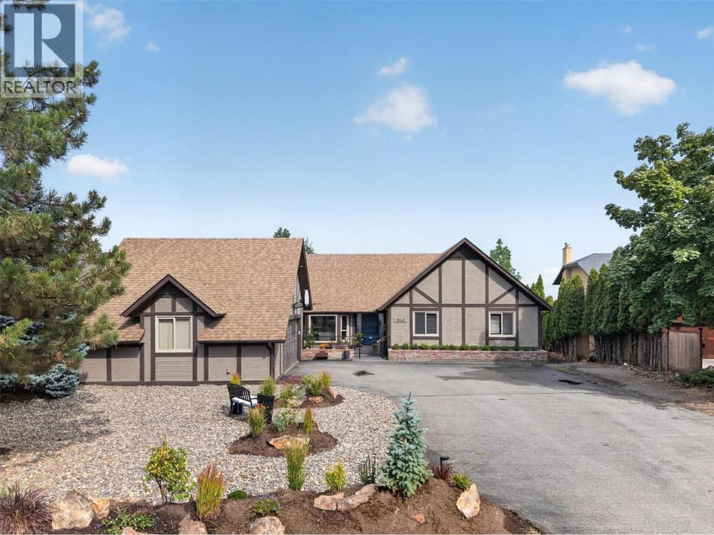 1863 Horizon Drive, West Kelowna