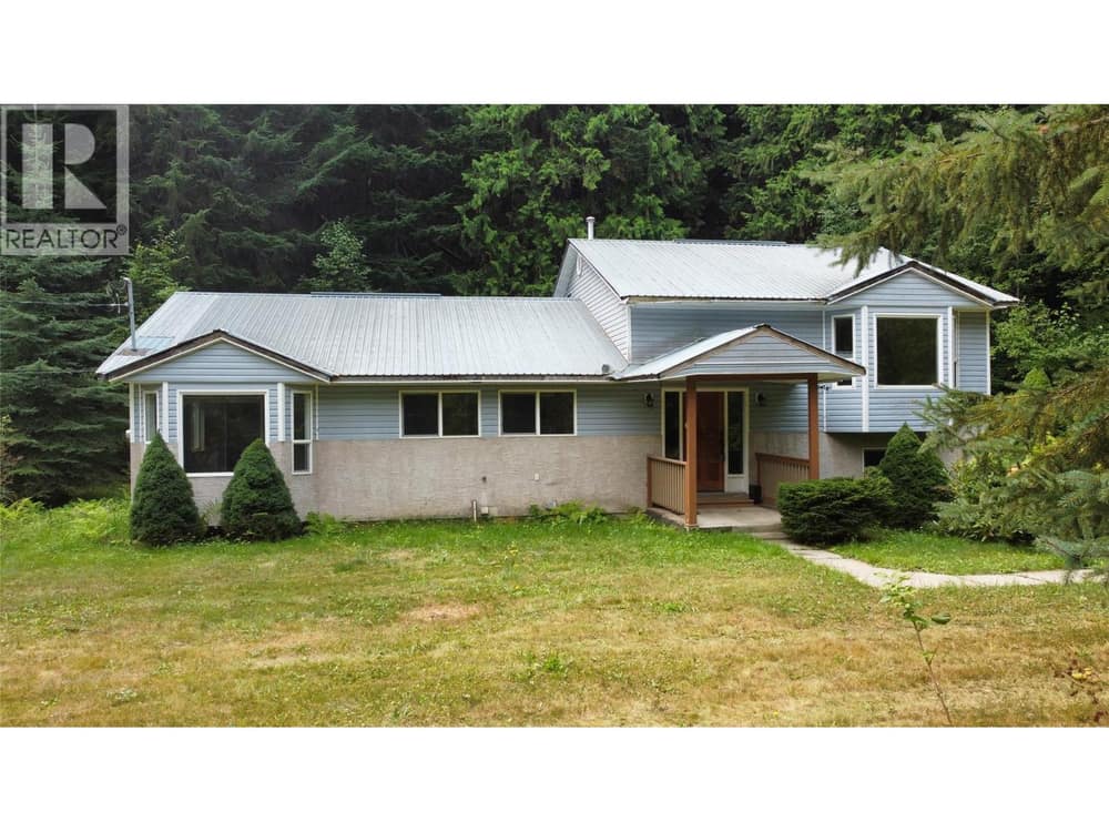 3420 Pass Creek Road, Krestova