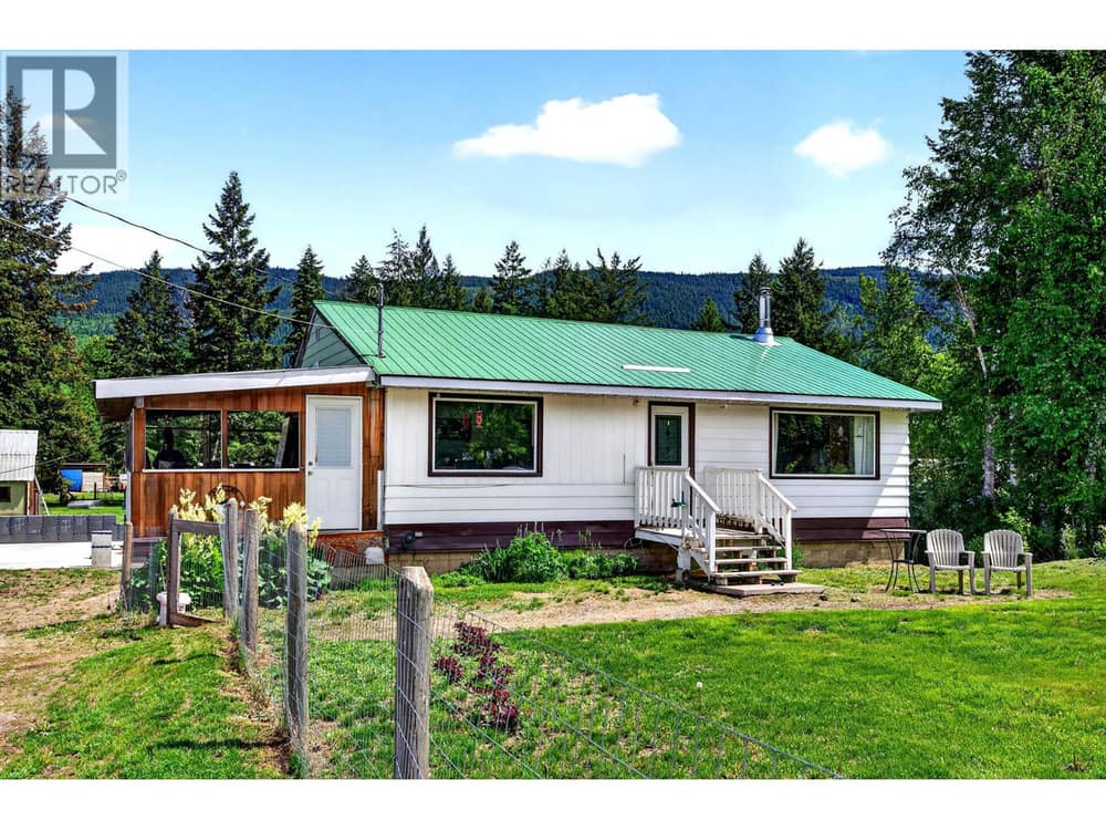 1256 HERN Road, Clearwater