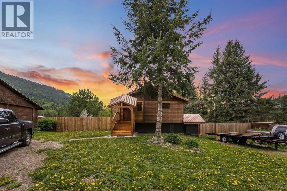9841 TALBOT Road, Nelway